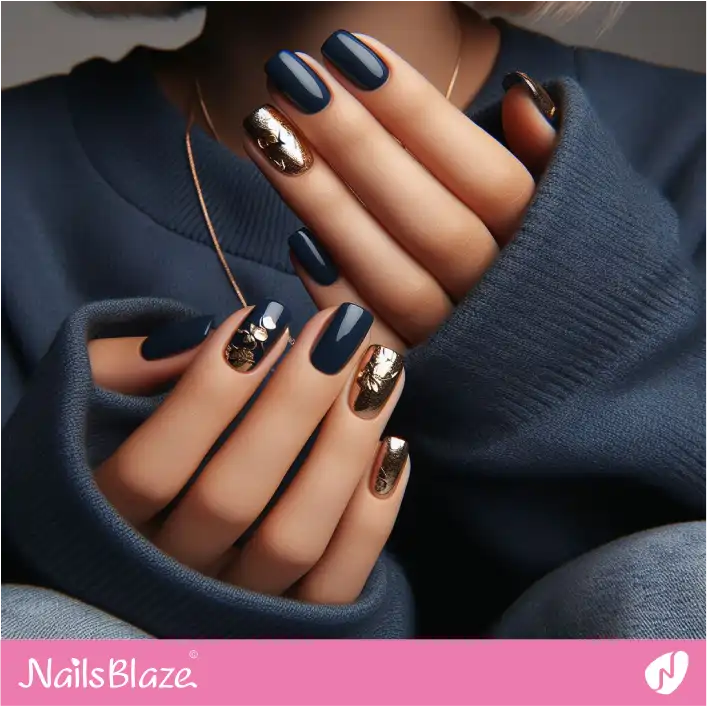 Round Square Blue Nails with Foil Design | Foil Nails - NB4102